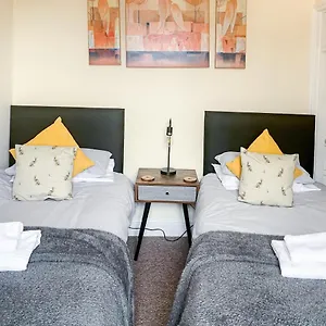 Apartment Waverley - Quaint Victorian With Free Parking, York